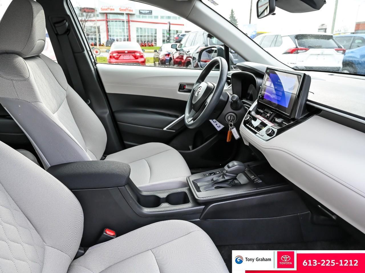 2026 Toyota Corolla Cross L Photo