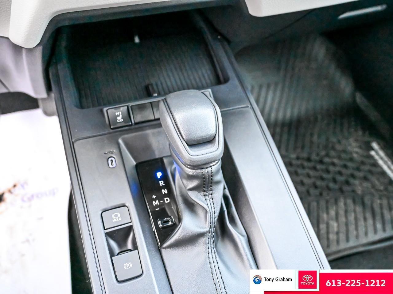 2026 Toyota Corolla Cross L Photo