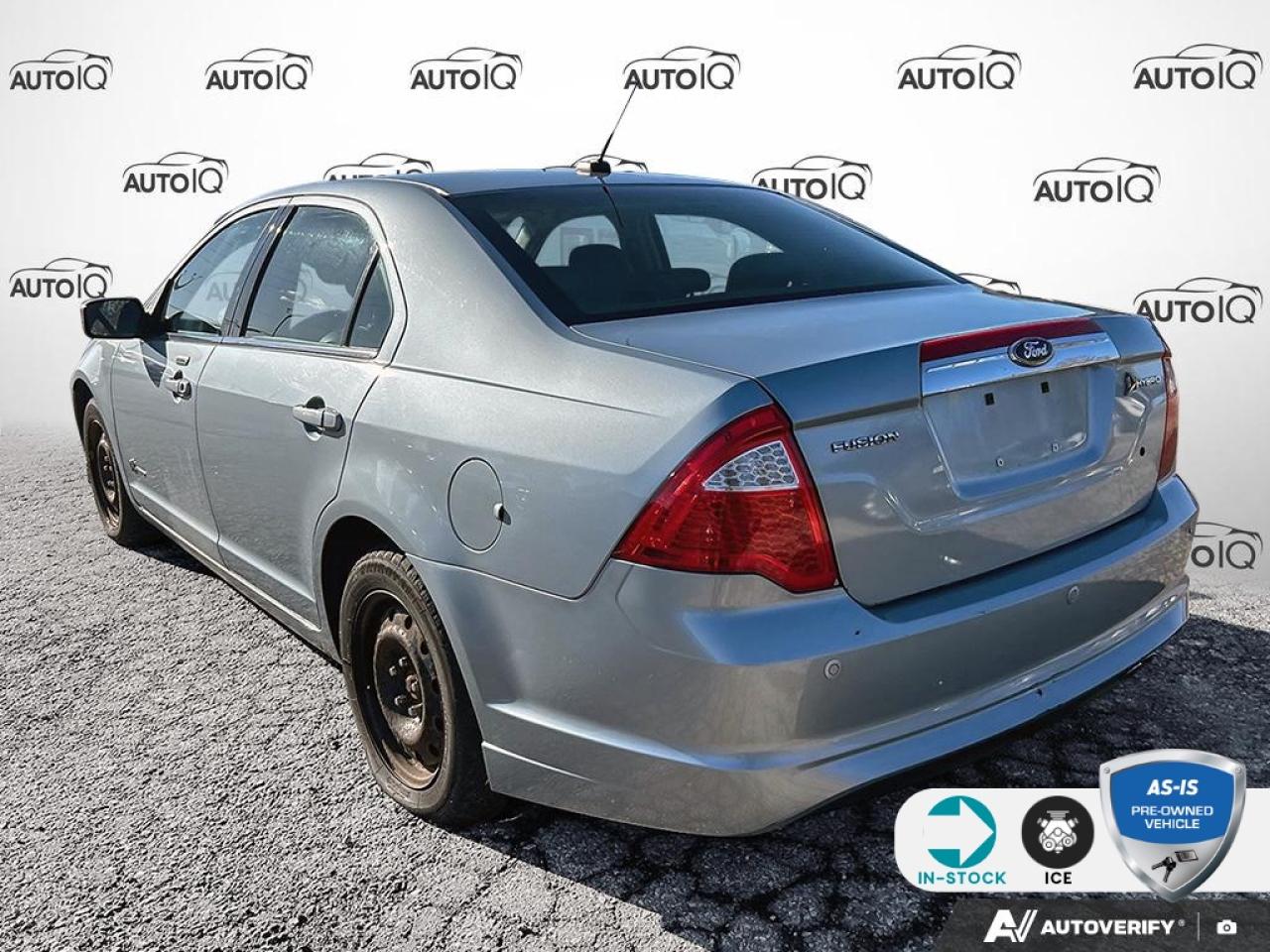 2010 Ford Fusion Hybrid 160A | ACCIDENT FREE | MOON/TUNE PKG | LEATHER Photo