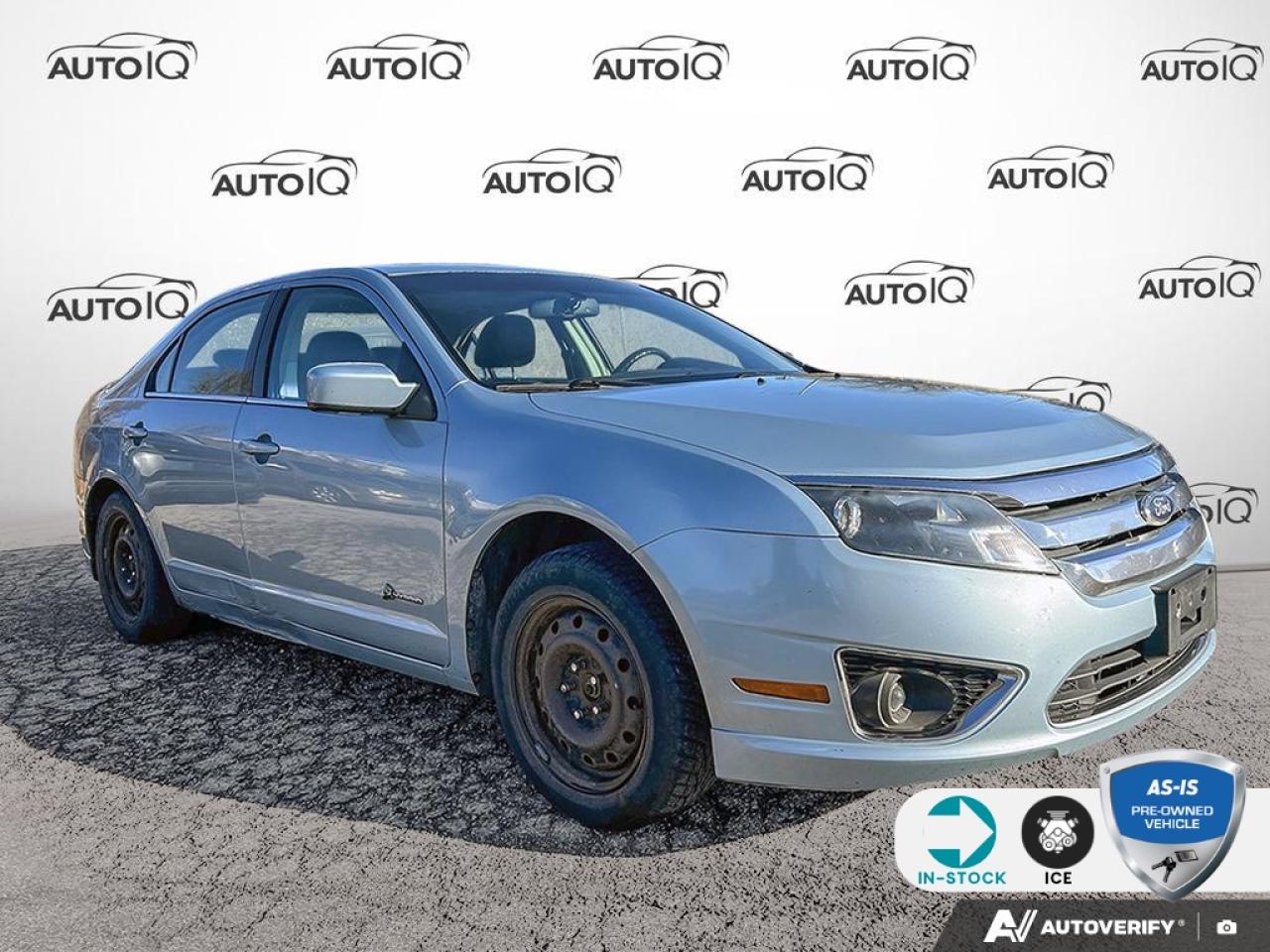 2010 Ford Fusion Hybrid 160A | ACCIDENT FREE | MOON/TUNE PKG | LEATHER Photo0