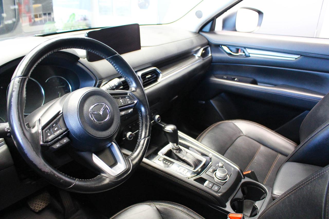 2021 Mazda CX-5 GT w/Turbo HEADS UP DISPLAY - TURBO ENGINE - HEATED/VENTILATED LEATHER SEATS Photo