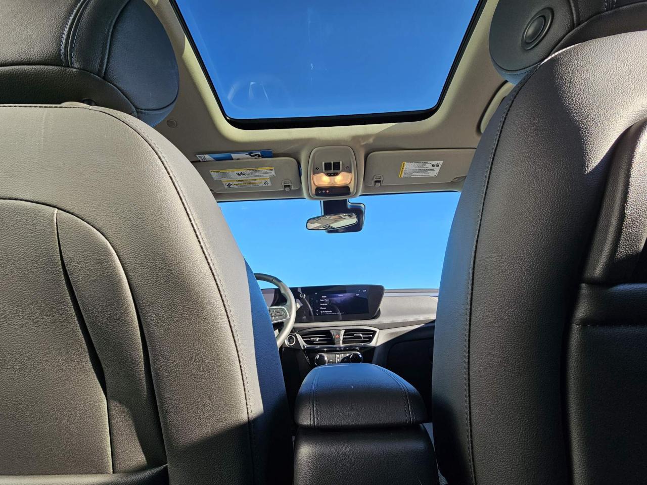 2025 Buick Encore GX Sport Touring Leather | Moonroof | Technology Package | 19" Wheels Photo