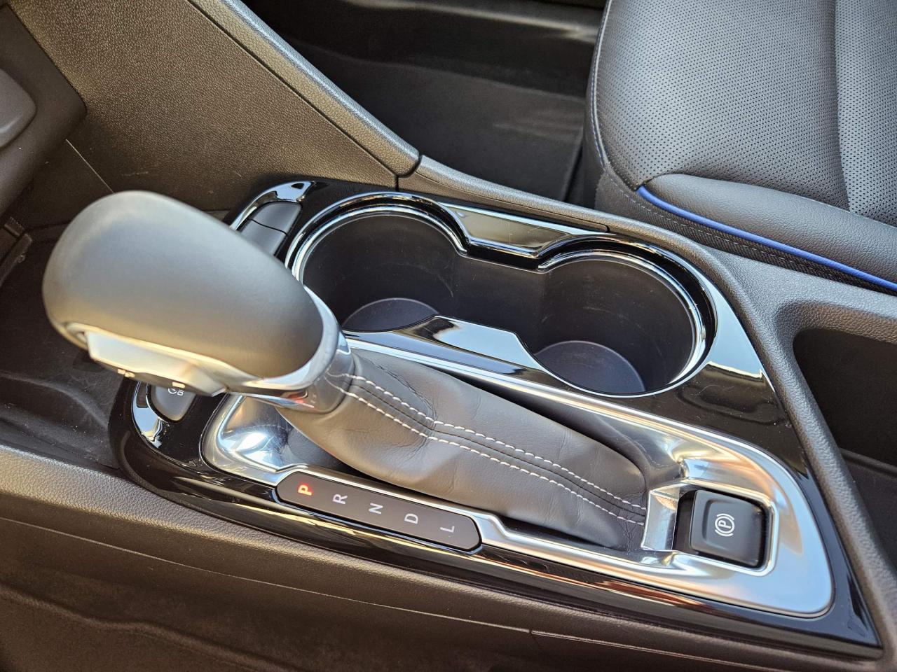 2025 Buick Encore GX Sport Touring Leather | Moonroof | Technology Package | 19" Wheels Photo