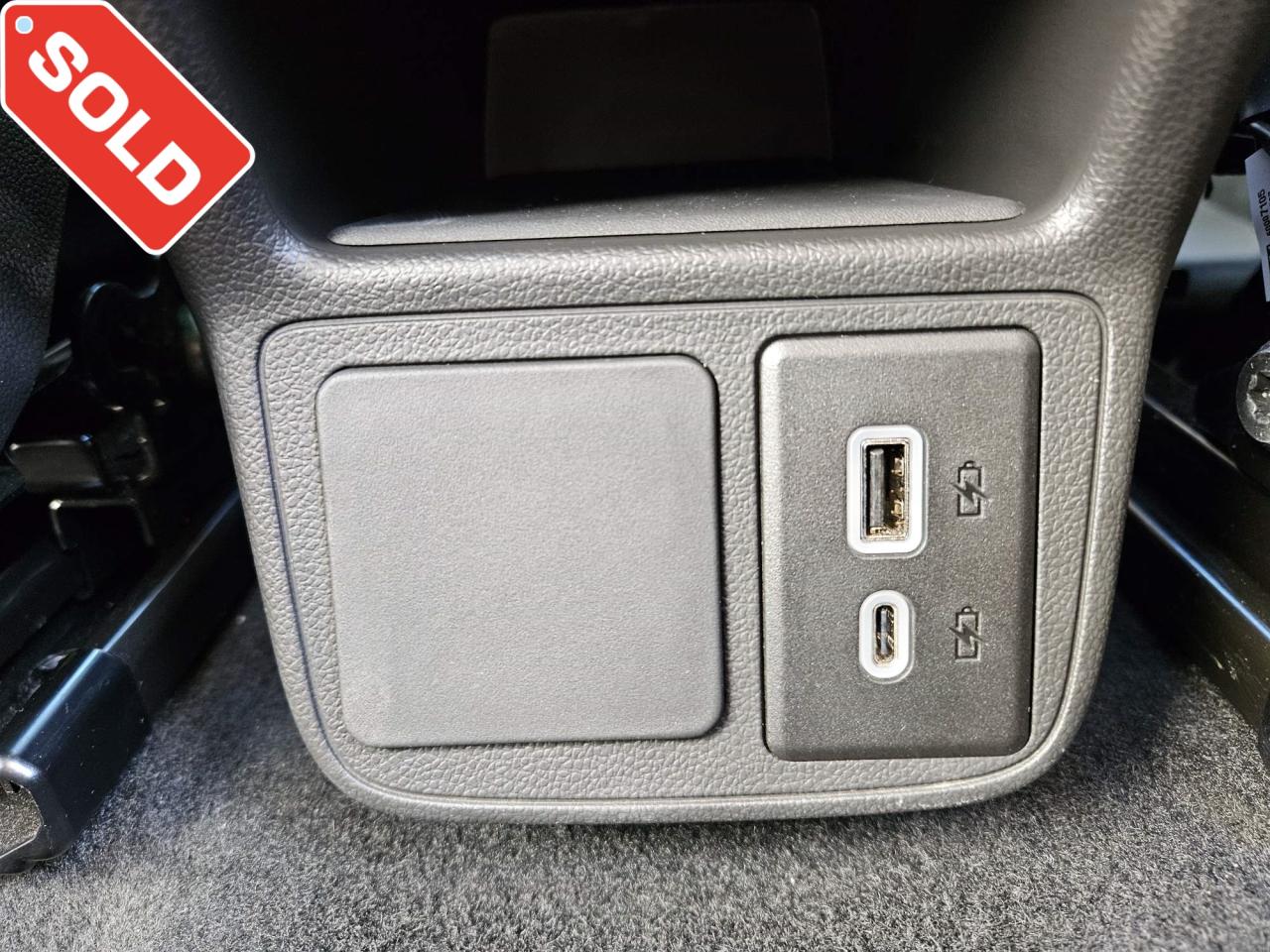 2025 Buick Encore GX Sport Touring Leather | Moonroof | Technology Package | 19" Wheels Photo