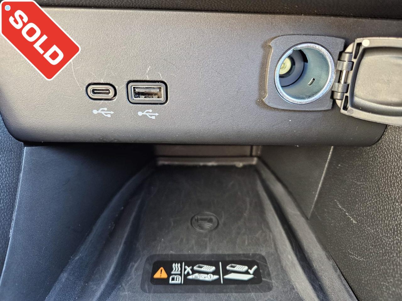 2025 Buick Encore GX Sport Touring Leather | Moonroof | Technology Package | 19" Wheels Photo