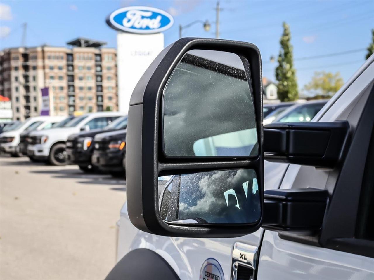 2019 Ford F-450 XL 4WD Crew Cab 8' Box Photo