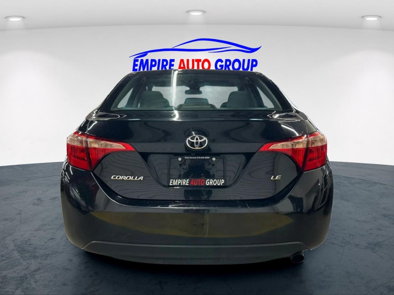 2018 Toyota Corolla XLE Photo