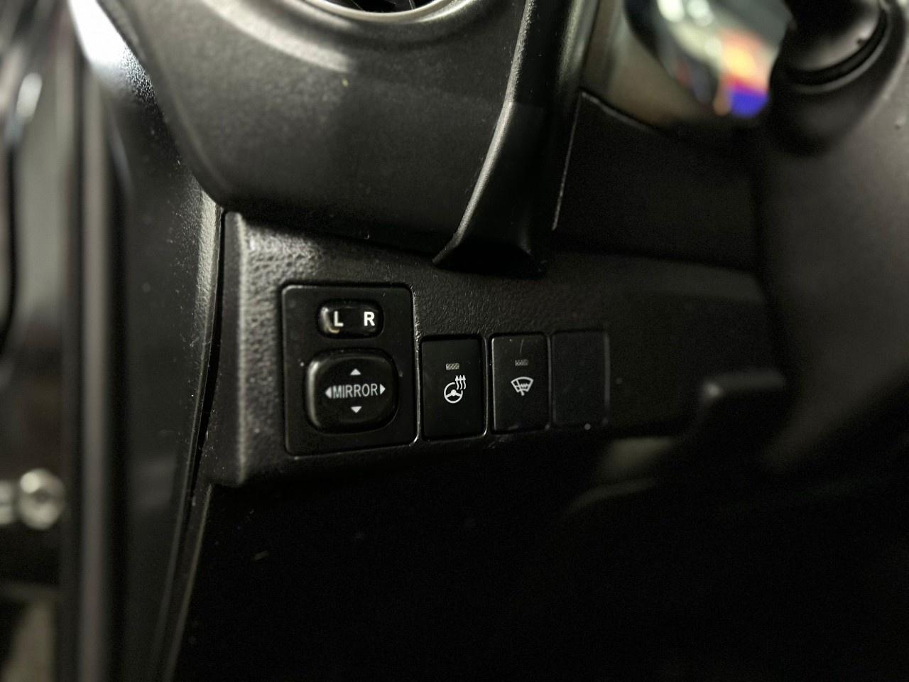 2018 Toyota Corolla XLE Photo