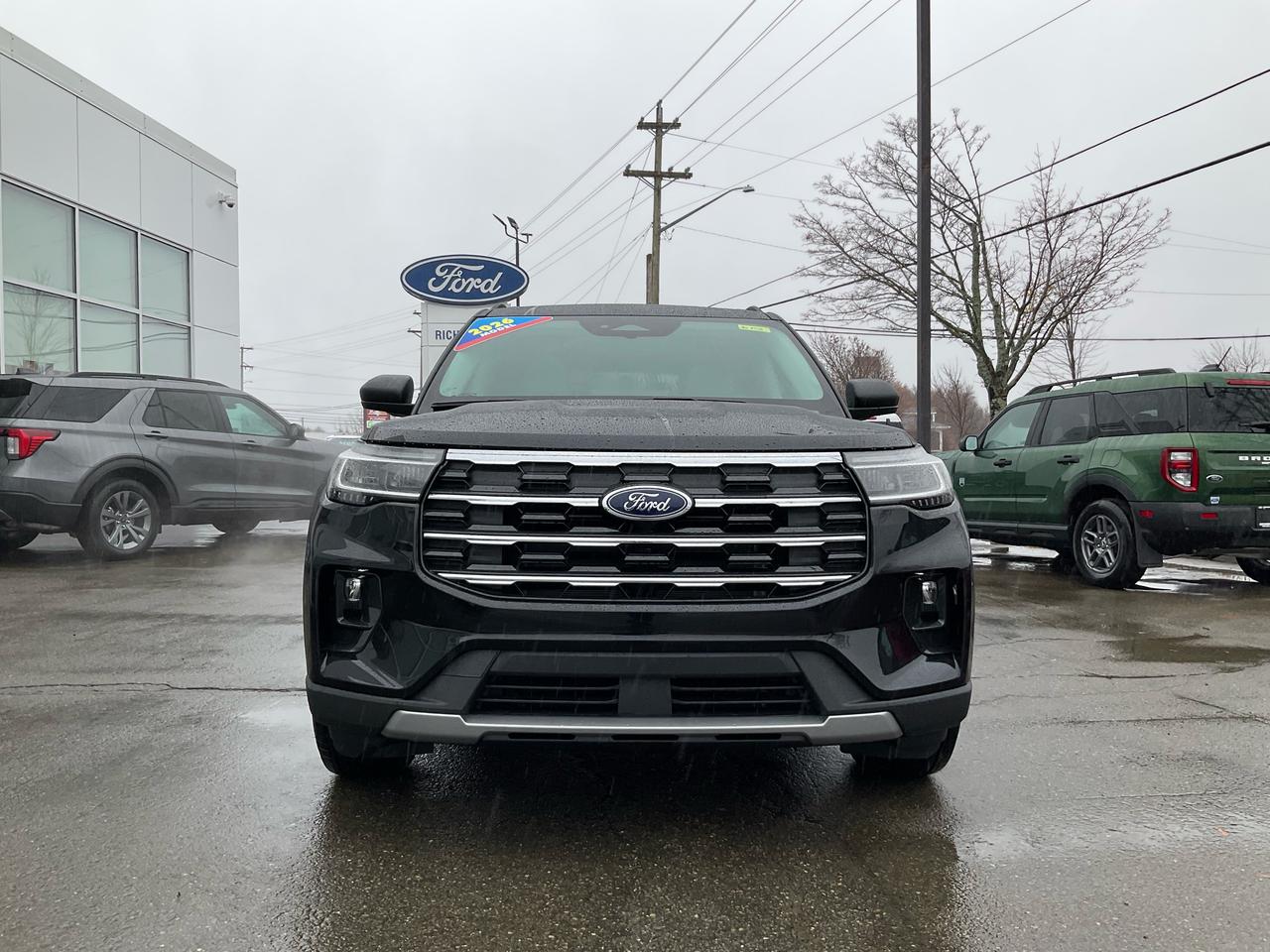 2026 Ford Explorer Active Photo1