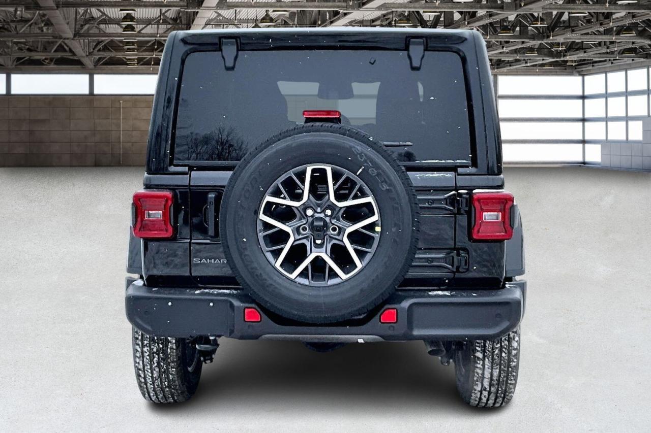 2026 Jeep Wrangler SAHARA | Sky-Top | McKinley Leather | NAV | 4X4 Photo