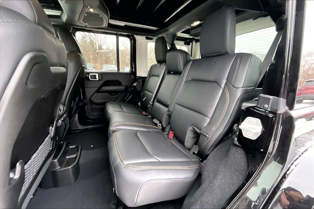 2026 Jeep Wrangler SAHARA | Sky-Top | McKinley Leather | NAV | 4X4 Photo