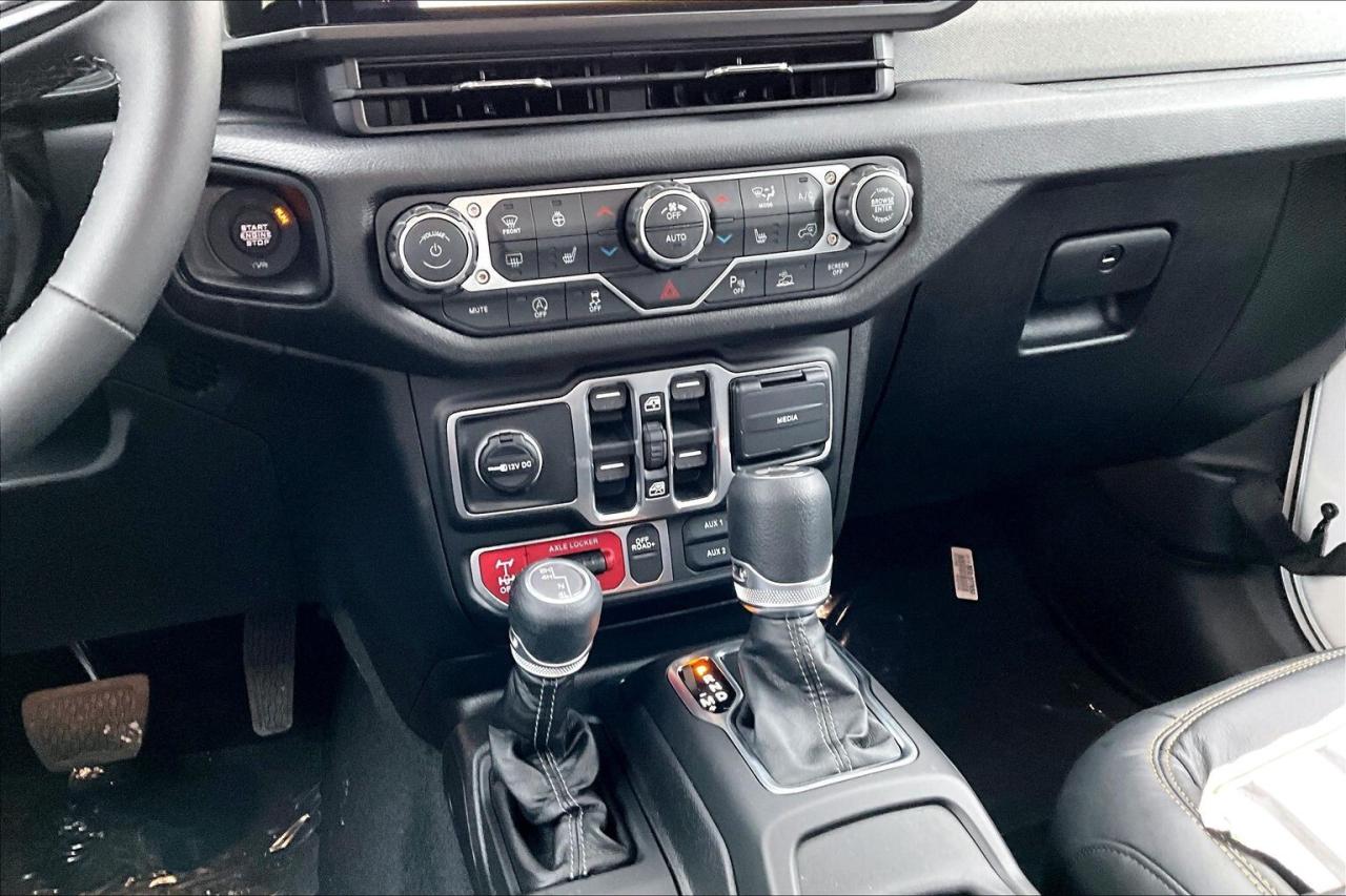 2026 Jeep Wrangler WILLYS | Mopar Leather | Hardtop | Tech & Safety Photo