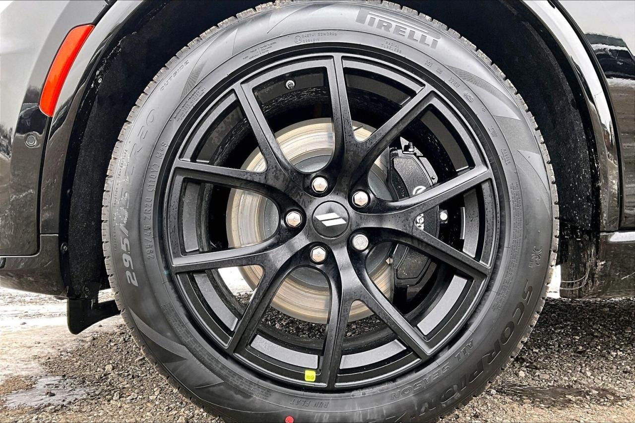 2026 Dodge Durango GT PREMIUM | HEMI | Redline Pkg | Tow N Go | AWD Photo