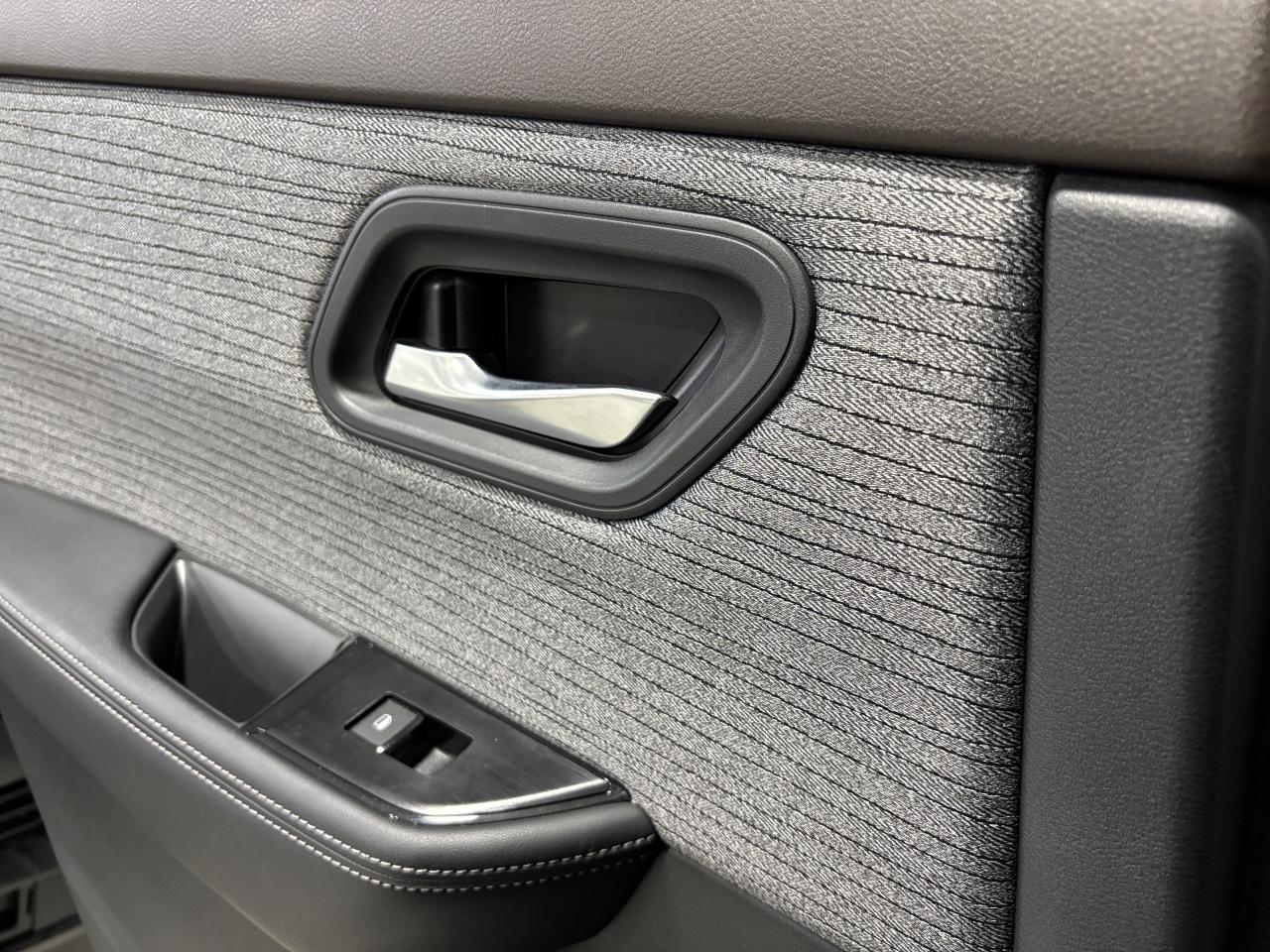 2023 Nissan Rogue SV AWD|MOONROOF|ALLOYS|360CAM|HEATEDSEATS|+++ - Photo #11