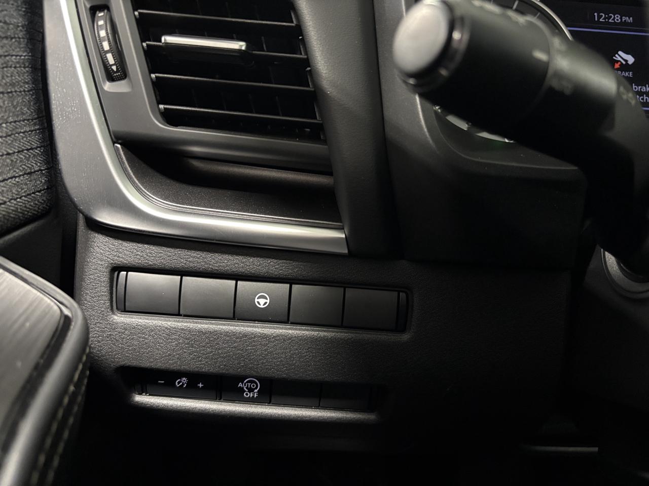 2023 Nissan Rogue SV AWD|MOONROOF|ALLOYS|360CAM|HEATEDSEATS|+++ - Photo #16