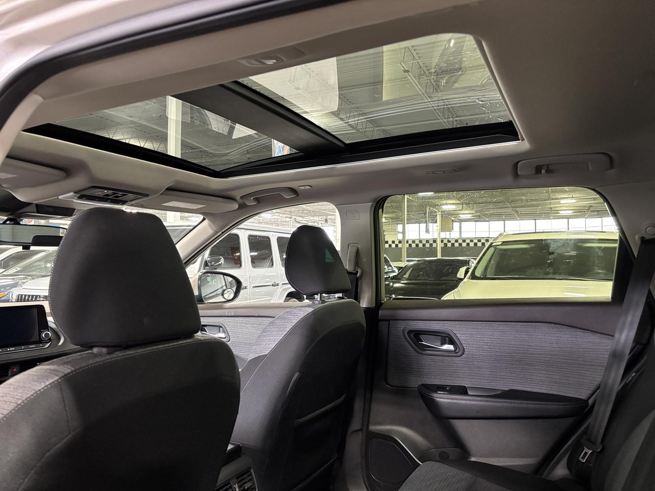 2023 Nissan Rogue SV AWD|MOONROOF|ALLOYS|360CAM|HEATEDSEATS|+++ Photo