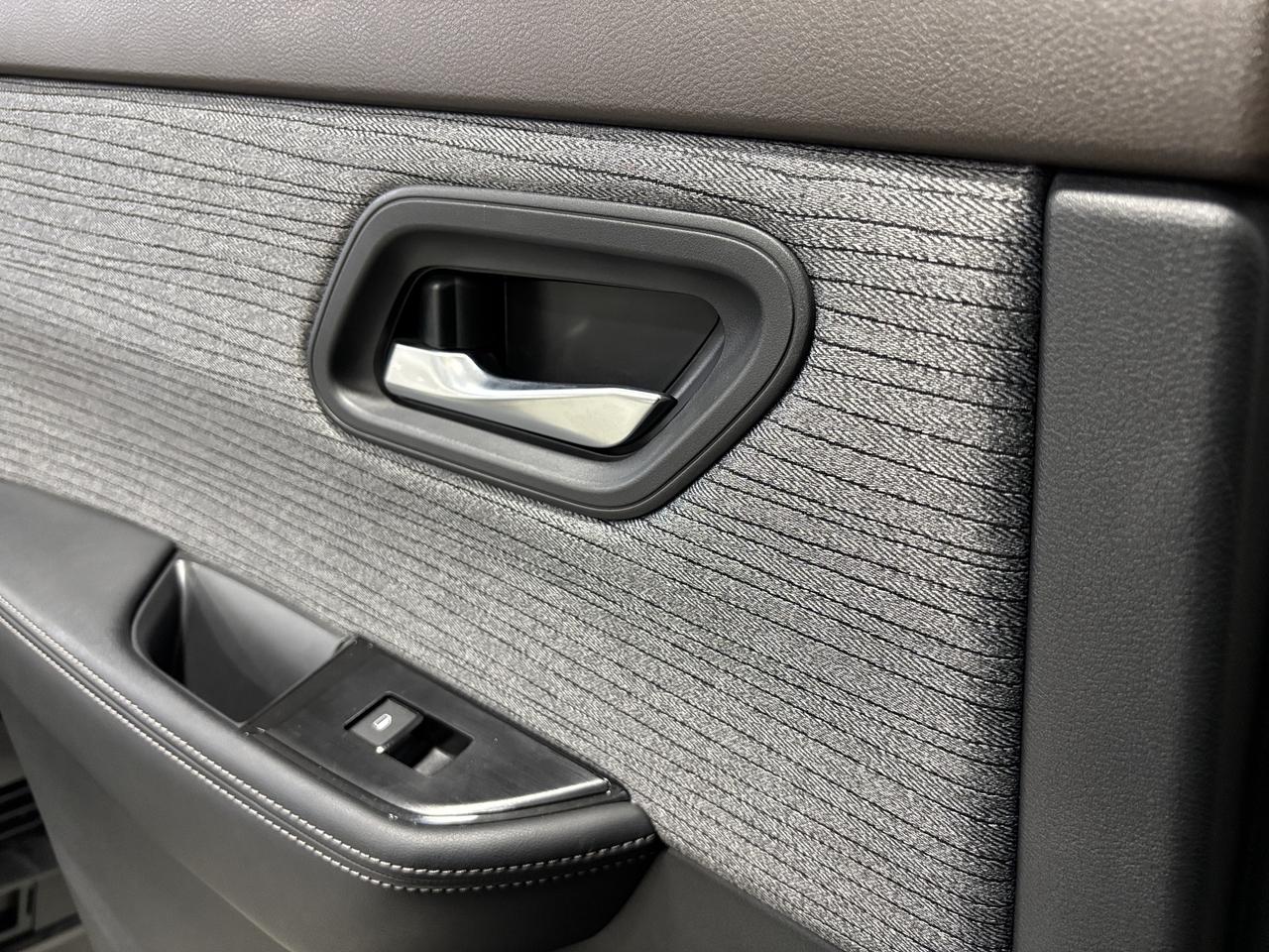 2023 Nissan Rogue SV AWD|MOONROOF|ALLOYS|360CAM|HEATEDSEATS|+++ Photo