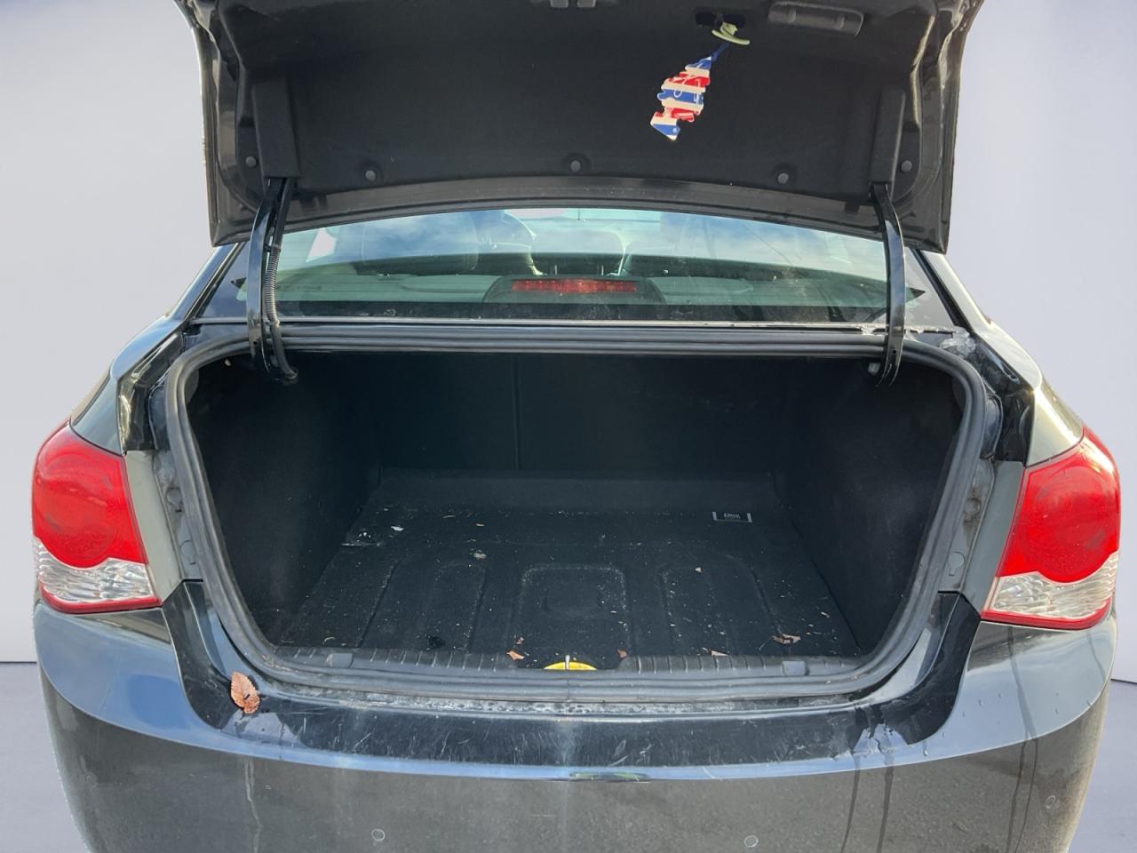 2011 Chevrolet Cruze 1.4L As Is! Photo