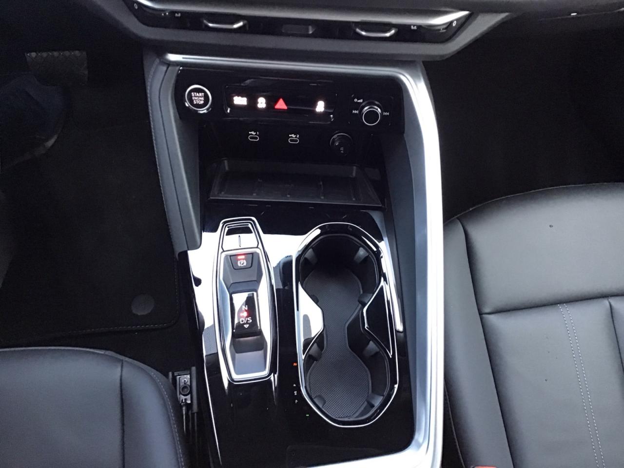 2025 Audi Q5 2.0T + Panoramic Moonroof Photo