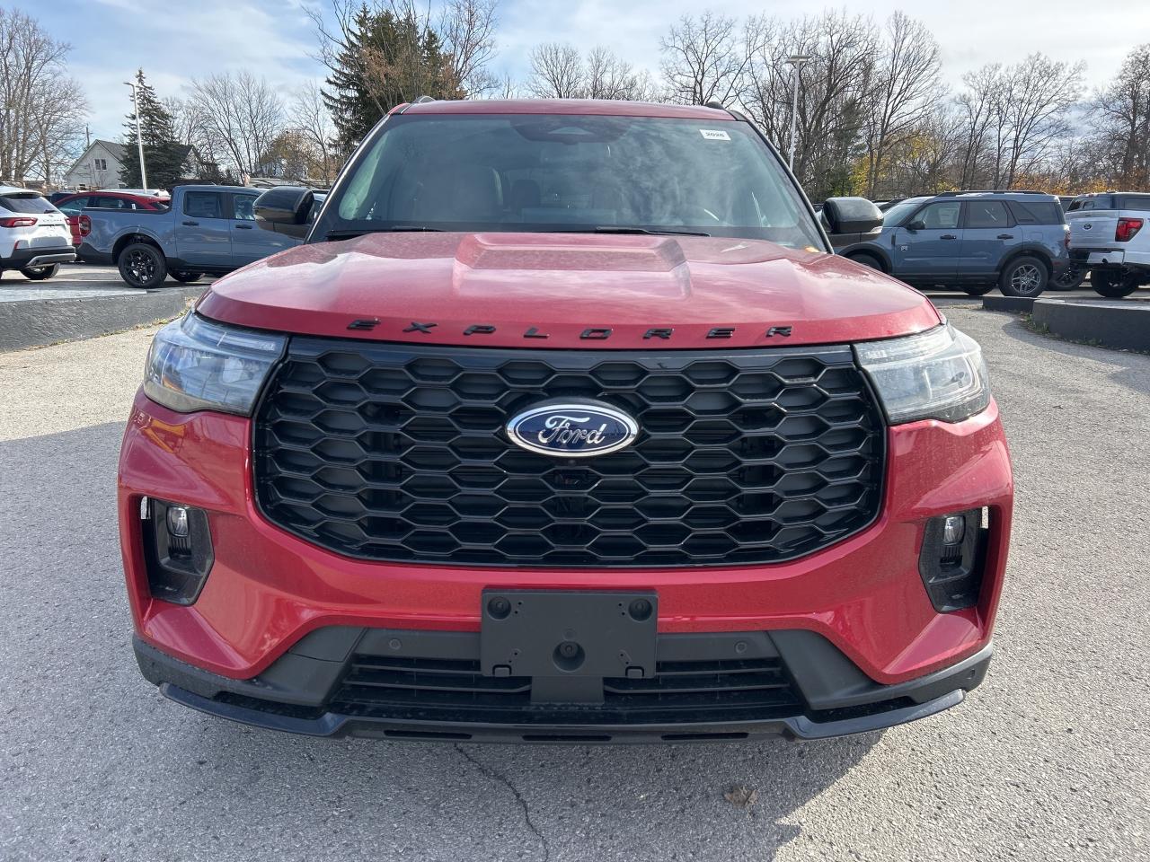 2026 Ford Explorer ST-Line Photo