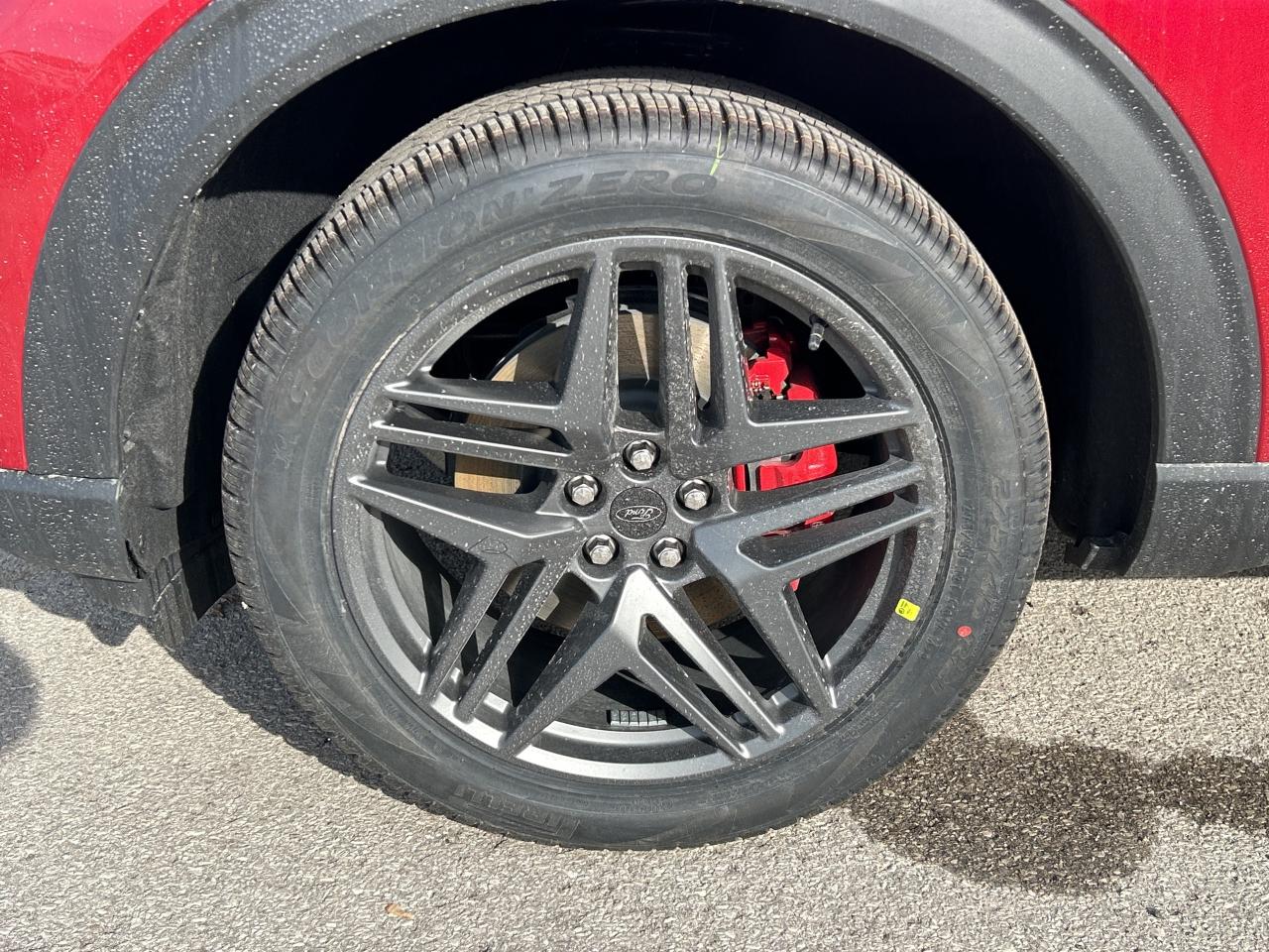 2026 Ford Explorer ST-Line Photo