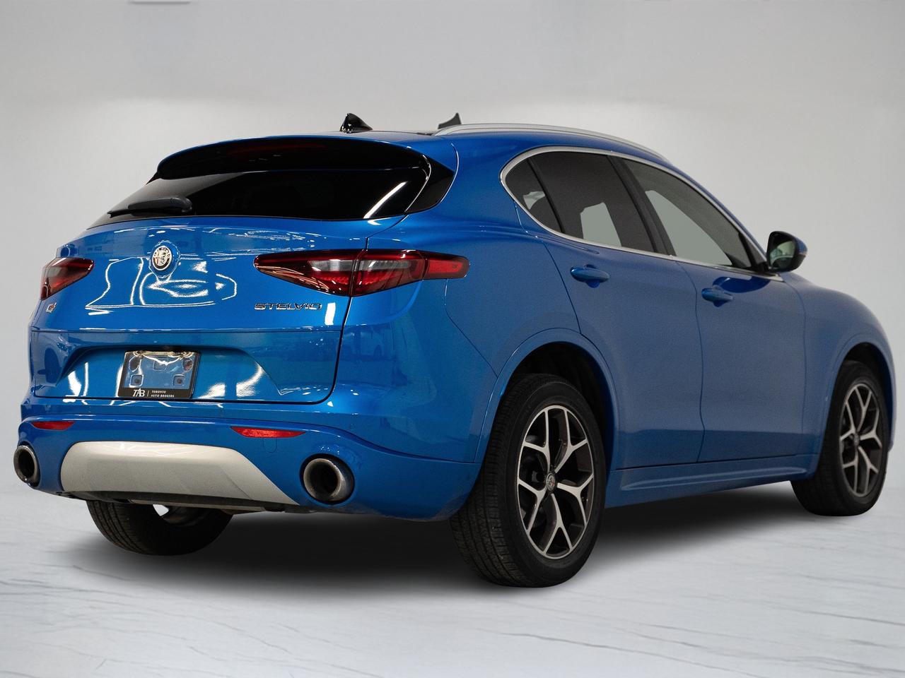 2021 Alfa Romeo Stelvio TI | PANO ROOF | 19 IN Photo