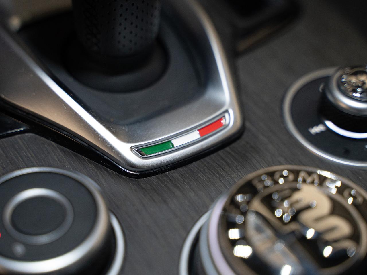 2021 Alfa Romeo Stelvio TI | PANO ROOF | 19 IN Photo