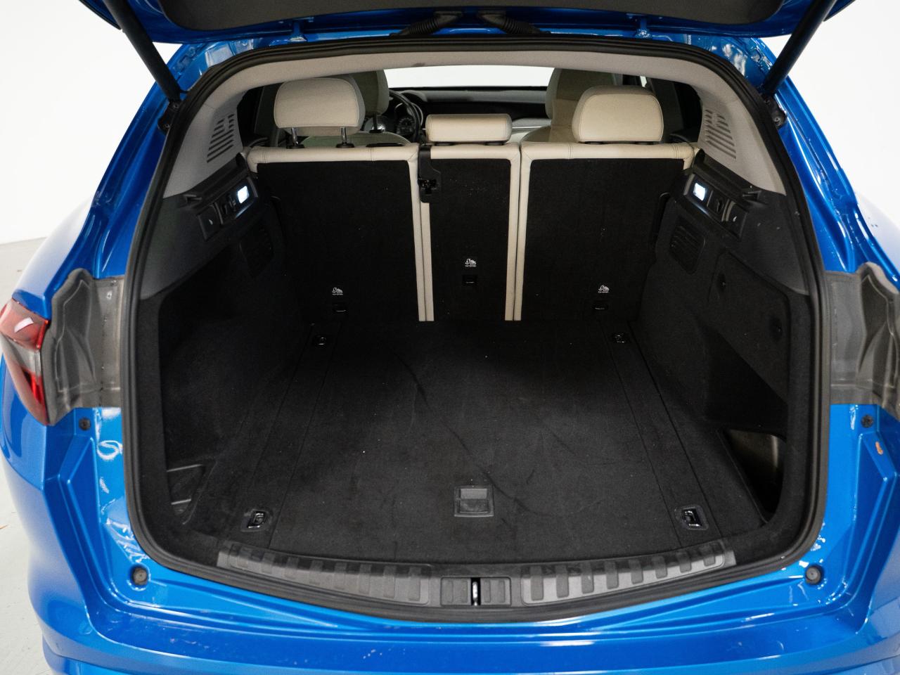 2021 Alfa Romeo Stelvio TI | PANO ROOF | 19 IN Photo