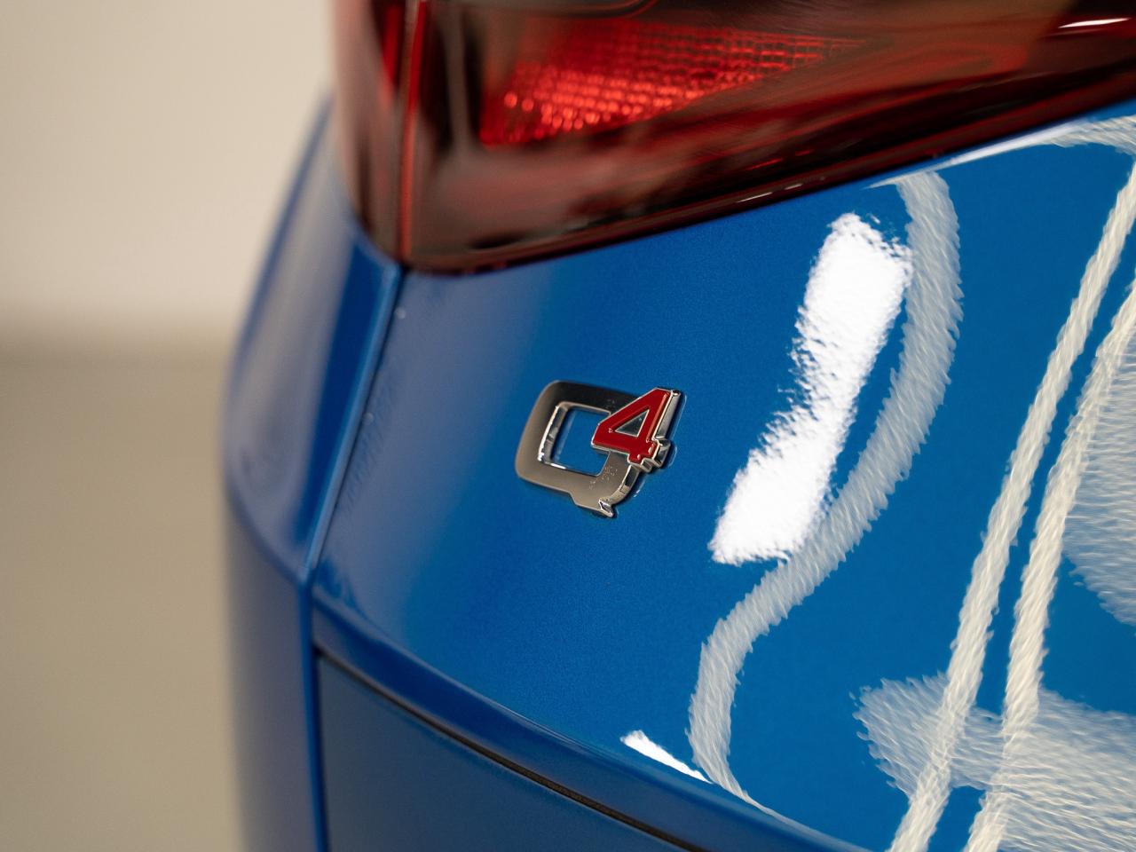 2021 Alfa Romeo Stelvio TI | PANO ROOF | 19 IN Photo