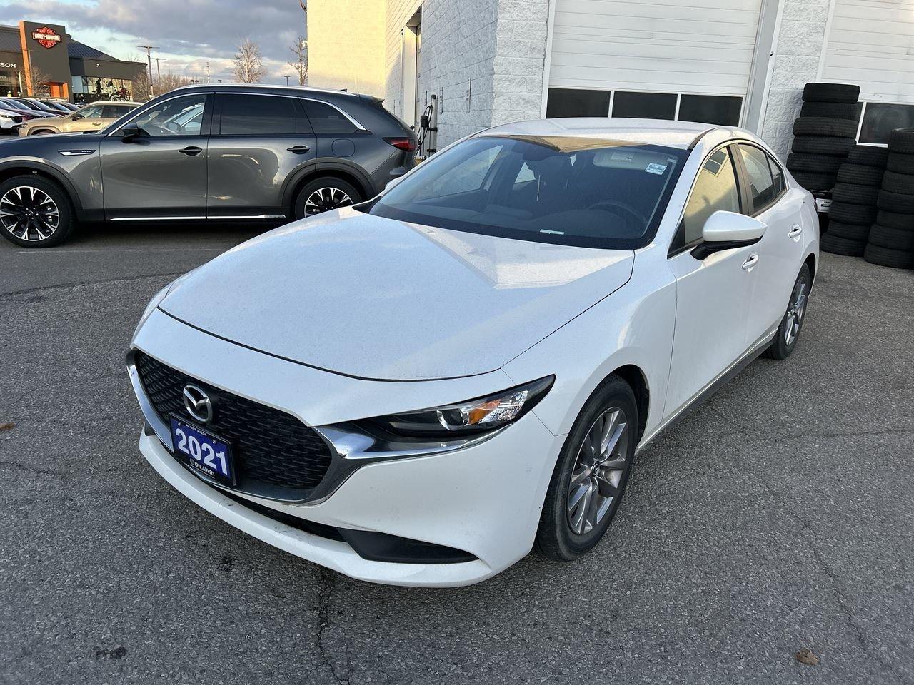 2021 Mazda MAZDA3 GX at Photo4