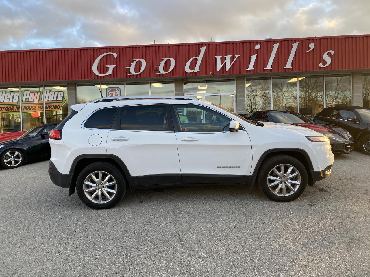 Used 2017 Jeep Cherokee LTD, CLEAN CARFAX, SUNROOF, REMOTE START, LEATHER! for sale in London, ON
