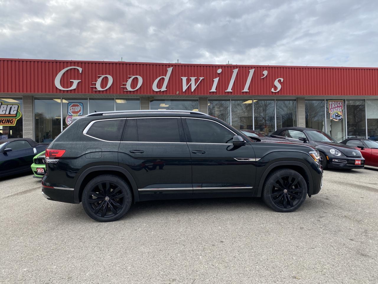 Used 2022 Volkswagen Atlas EXECLINE, R LINE, 7 PASS, REMOTE START, LEATHER! for sale in London, ON