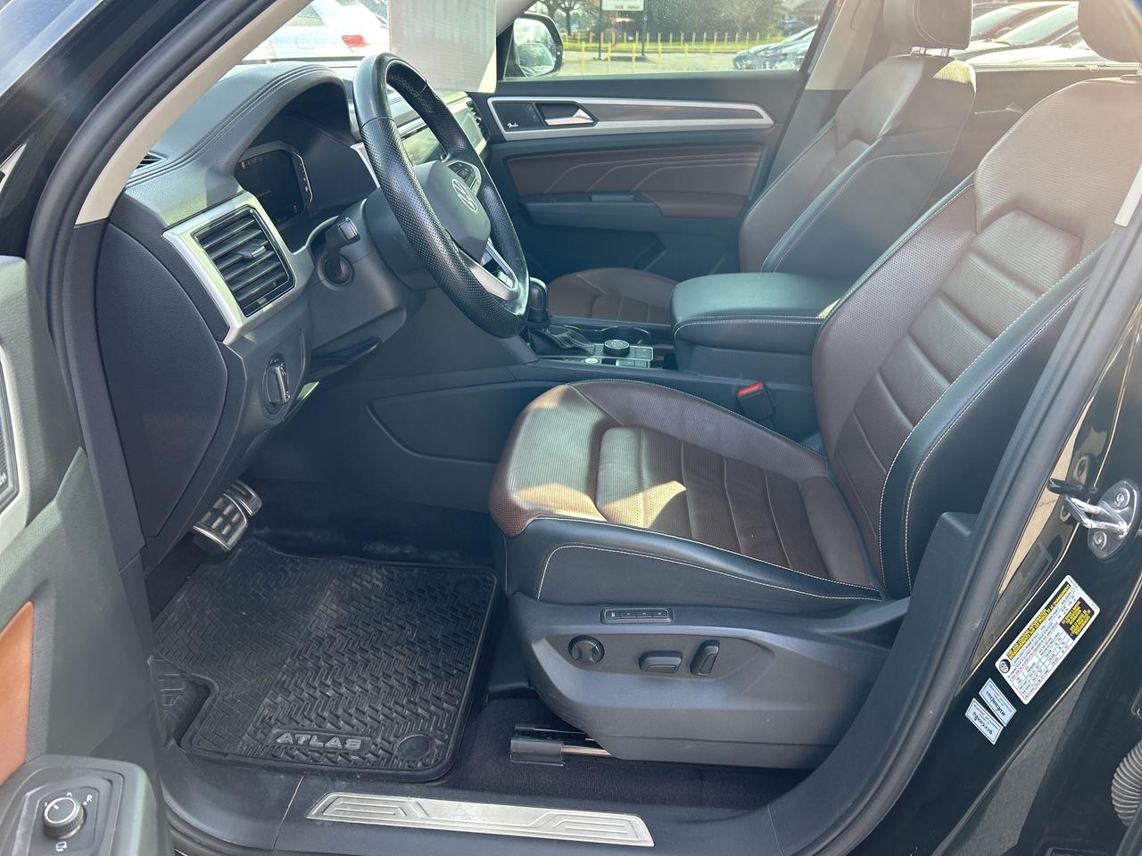2022 Volkswagen Atlas EXECLINE, R LINE, 7 PASS, REMOTE START, LEATHER! - Photo #15