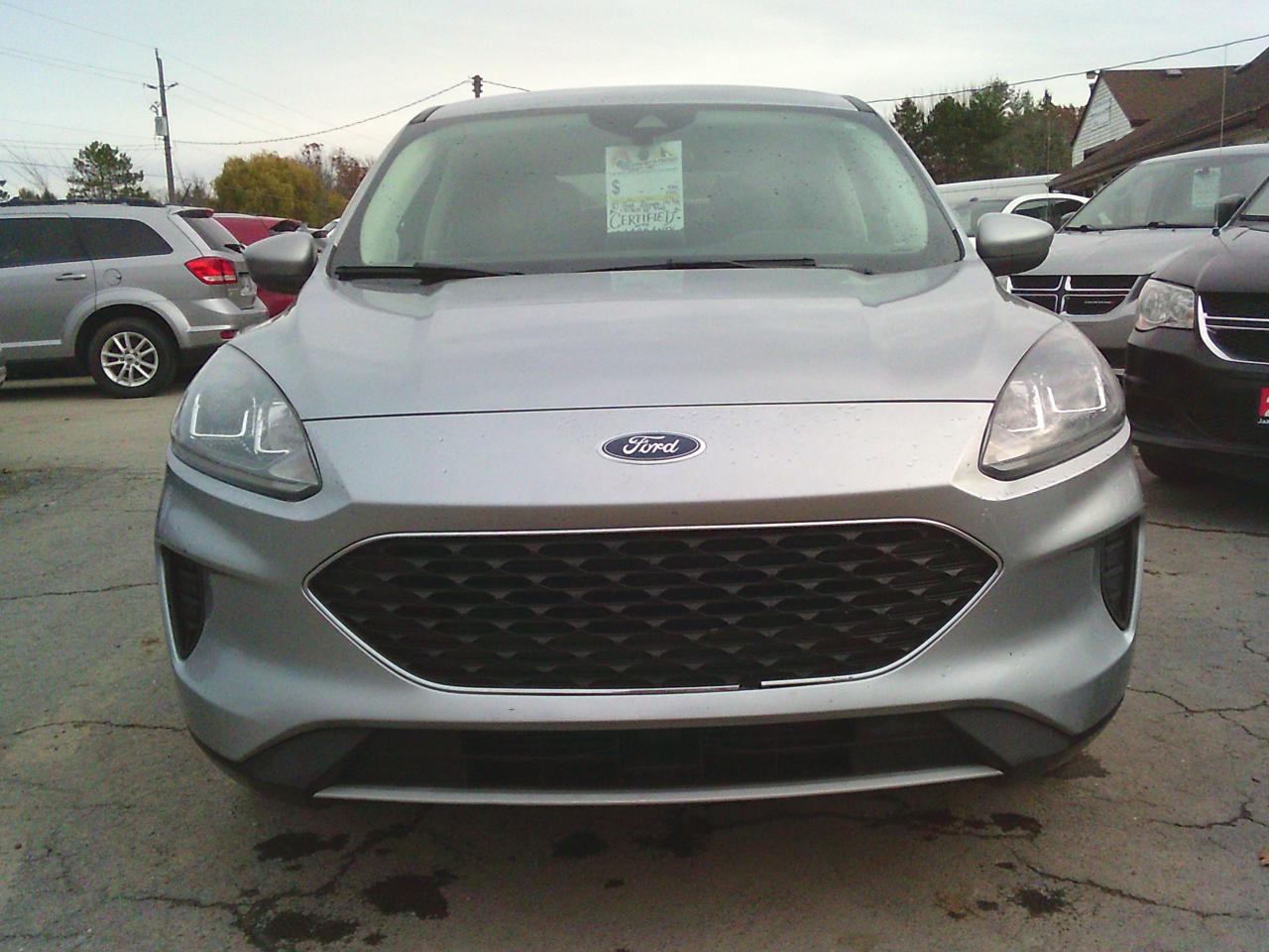 2021 Ford Escape SE FWD - Photo #2