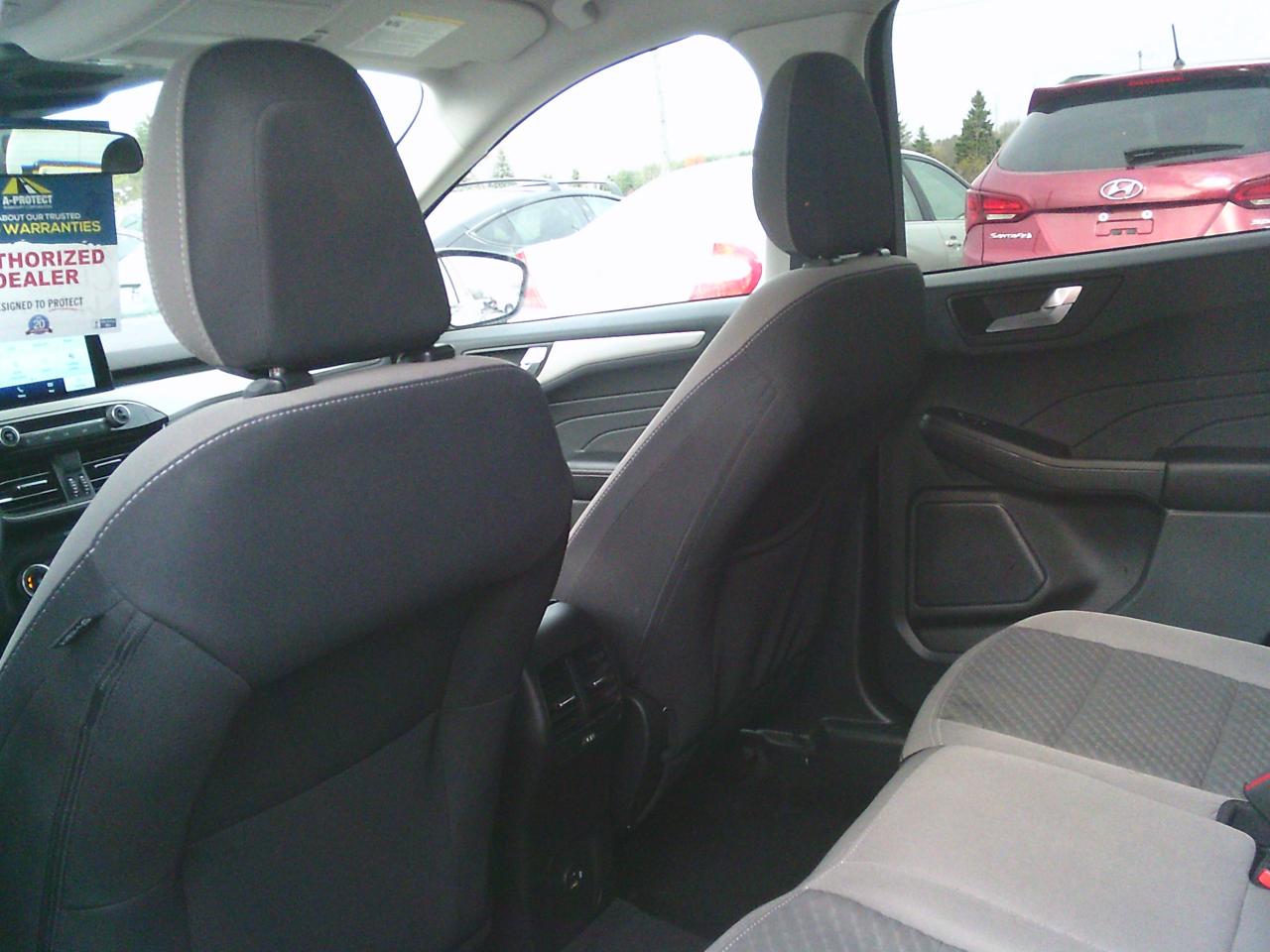 2021 Ford Escape SE FWD - Photo #24