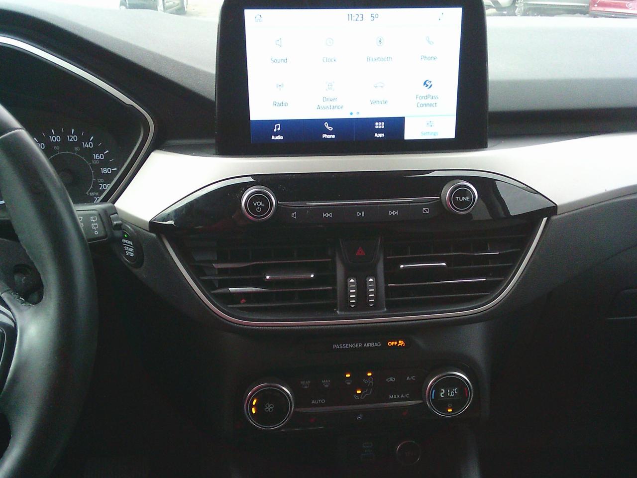 2021 Ford Escape SE Photo