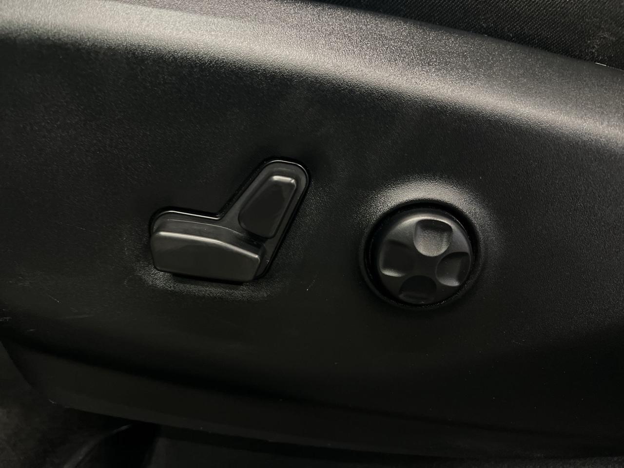 2024 Chrysler Pacifica TOURING L | HTD LEATHER | PANO ROOF | 20IN ALLOYS Photo