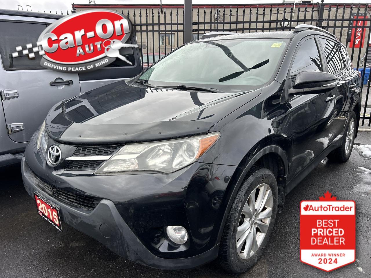 2015 Toyota RAV4 LIMITED AWD | HTD LEATHER | SUNROOF | NAV | ALLOYS Photo0