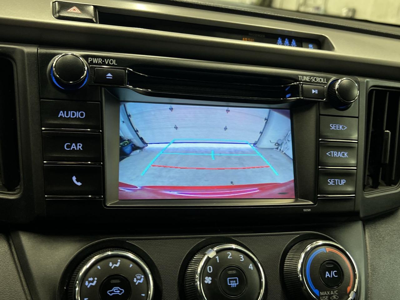 2017 Toyota RAV4 HTD SEATS | LOW KMS! | REAR CAM | KEYLESS ENTRY Photo