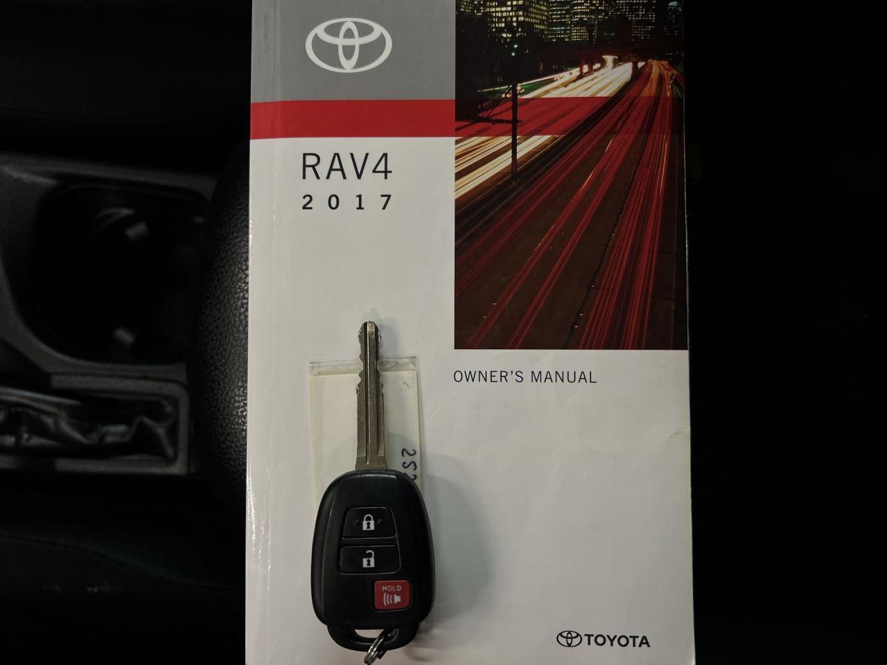 2017 Toyota RAV4 HTD SEATS | LOW KMS! | REAR CAM | KEYLESS ENTRY Photo