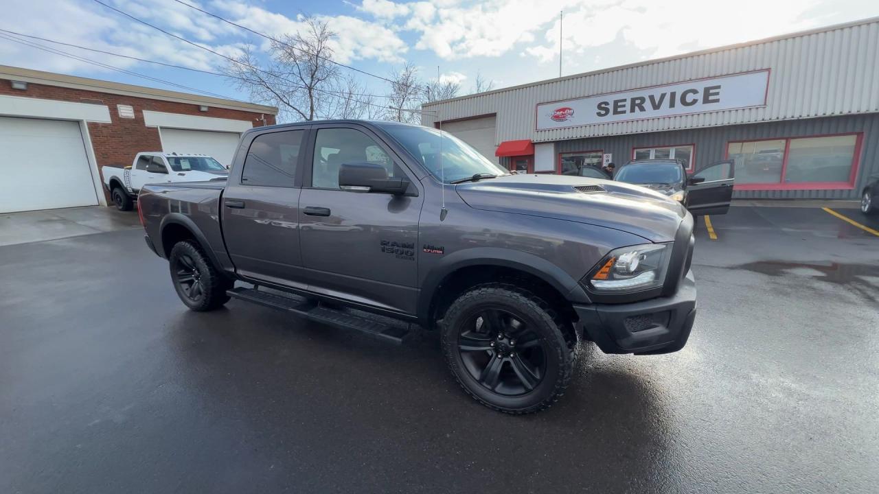 2021 RAM 1500 Classic WARLOCK 4X4 |5.7L V8 | CREW | HTD SEATS |CARPLAY Photo