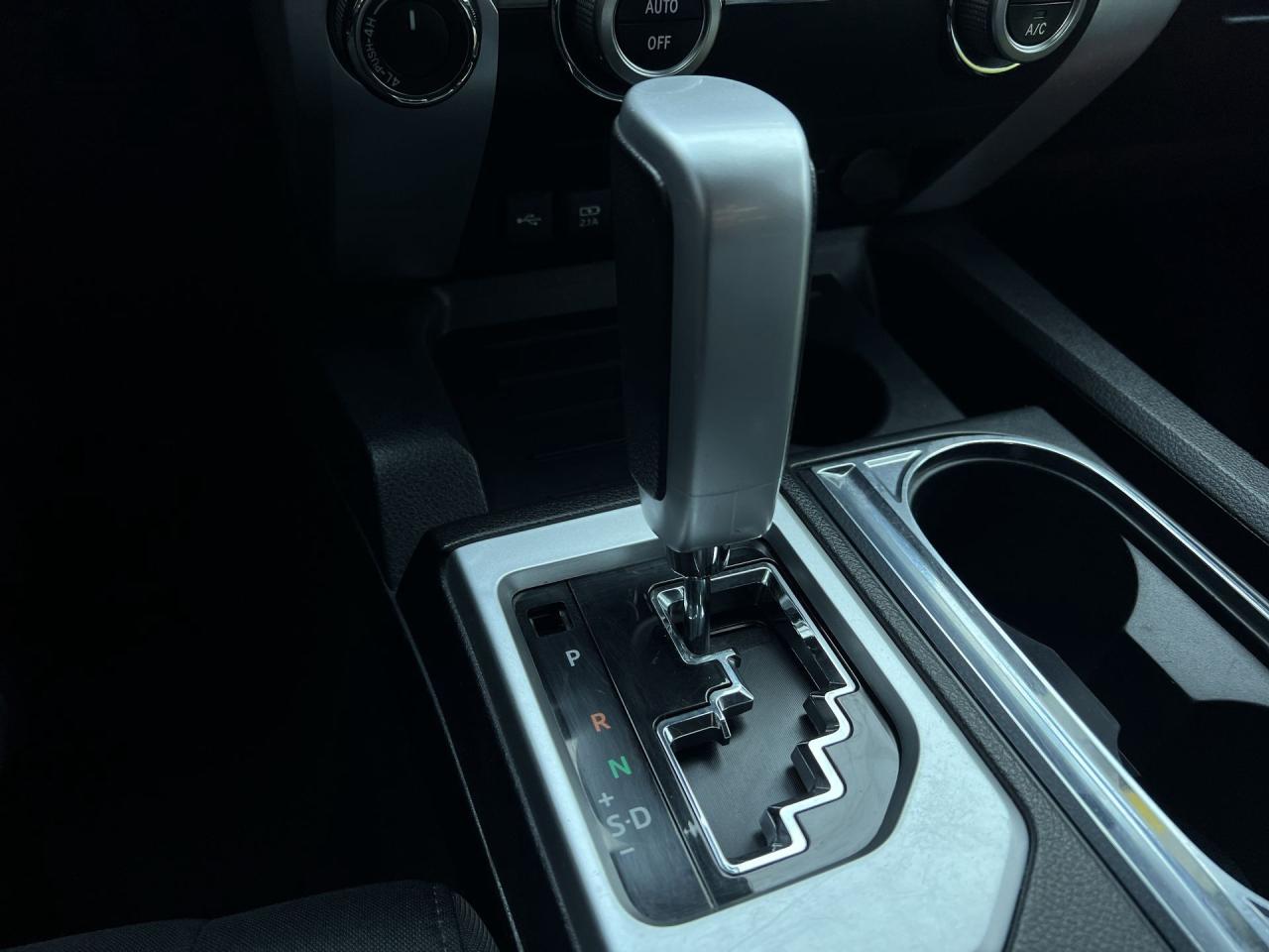 2020 Toyota Tundra TRD OFF-ROAD 4X4 | 5.7L V8 | HTD SEATS | CARPLAY Photo