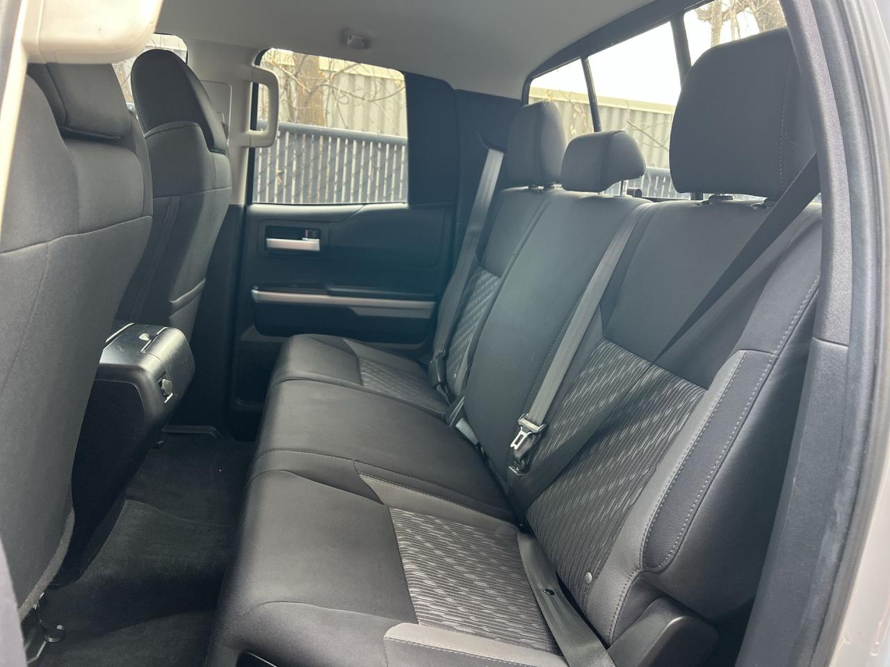 2020 Toyota Tundra TRD OFF-ROAD 4X4 | 5.7L V8 | HTD SEATS | CARPLAY Photo