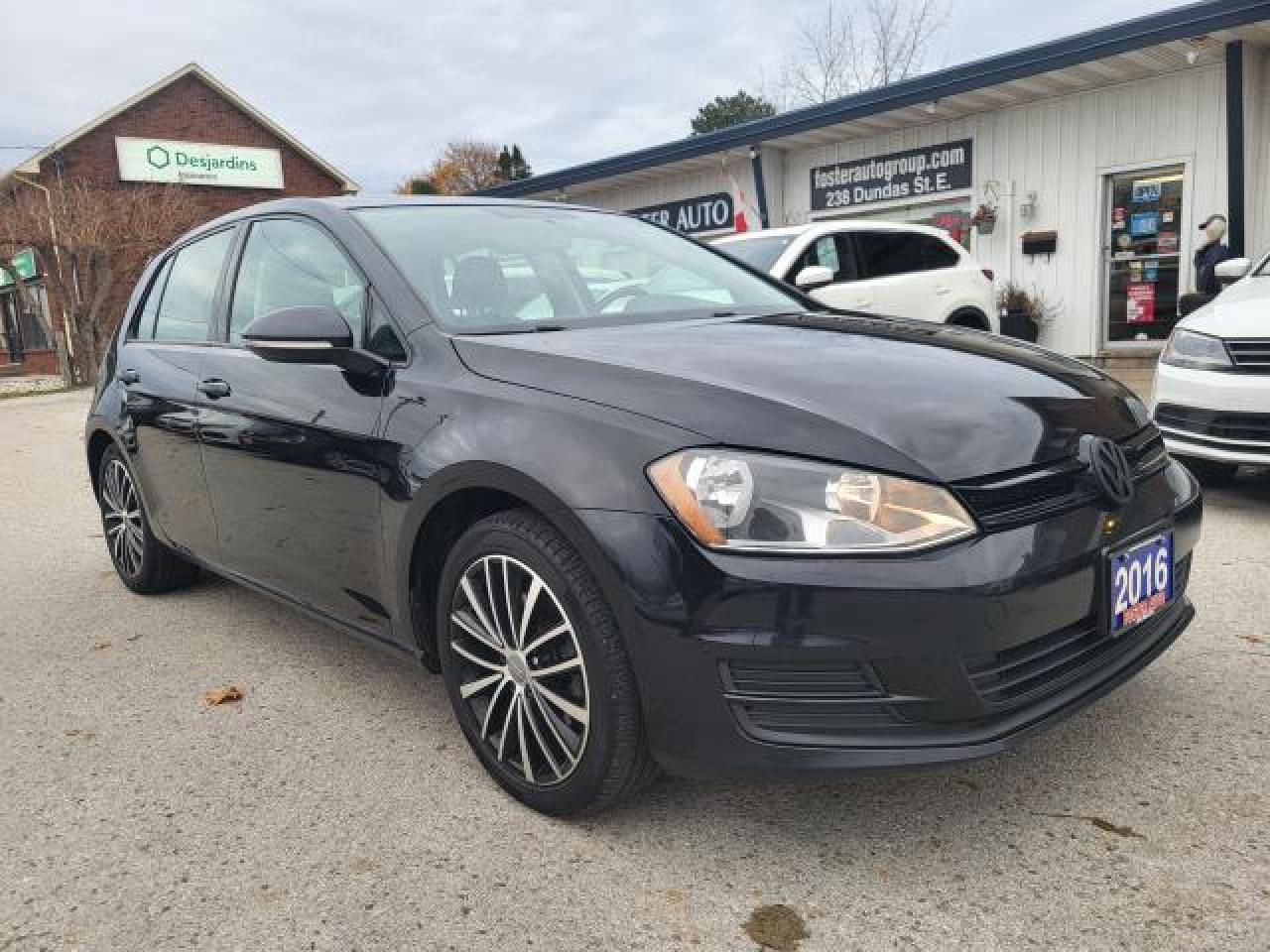 Used 2016 Volkswagen Golf TRENDLINE for sale in Waterdown, ON