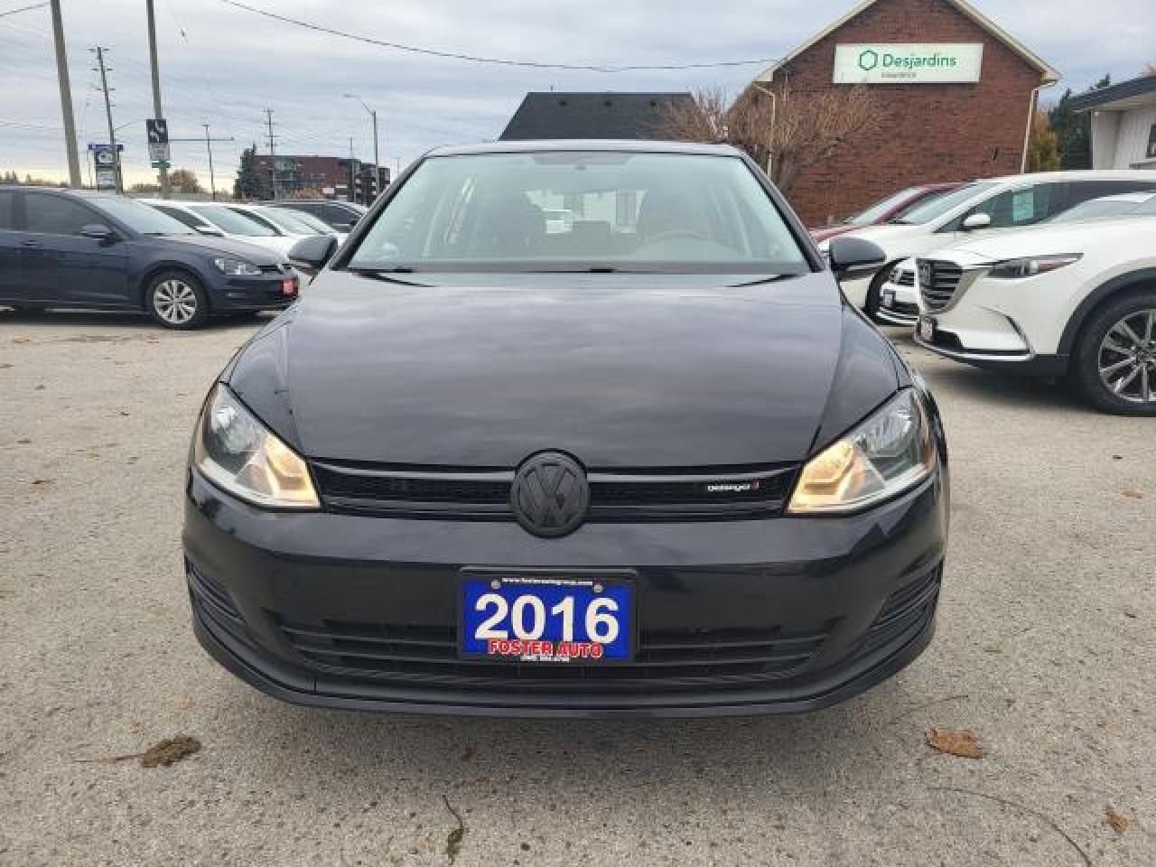 2016 Volkswagen Golf TRENDLINE Photo8