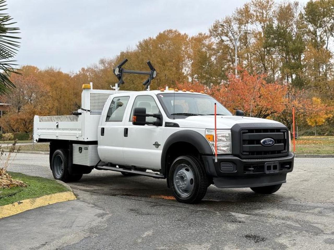 Used 2013 Ford F-550 Super Duty 9-Foot Diesel Dump Truck – 6.7L Power Stroke for sale in Burnaby, BC