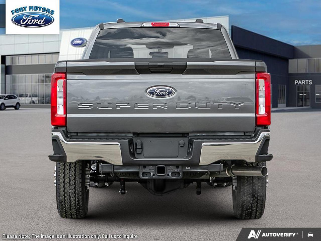 2026 Ford SUPERDUTY F-350® XLT Photo4