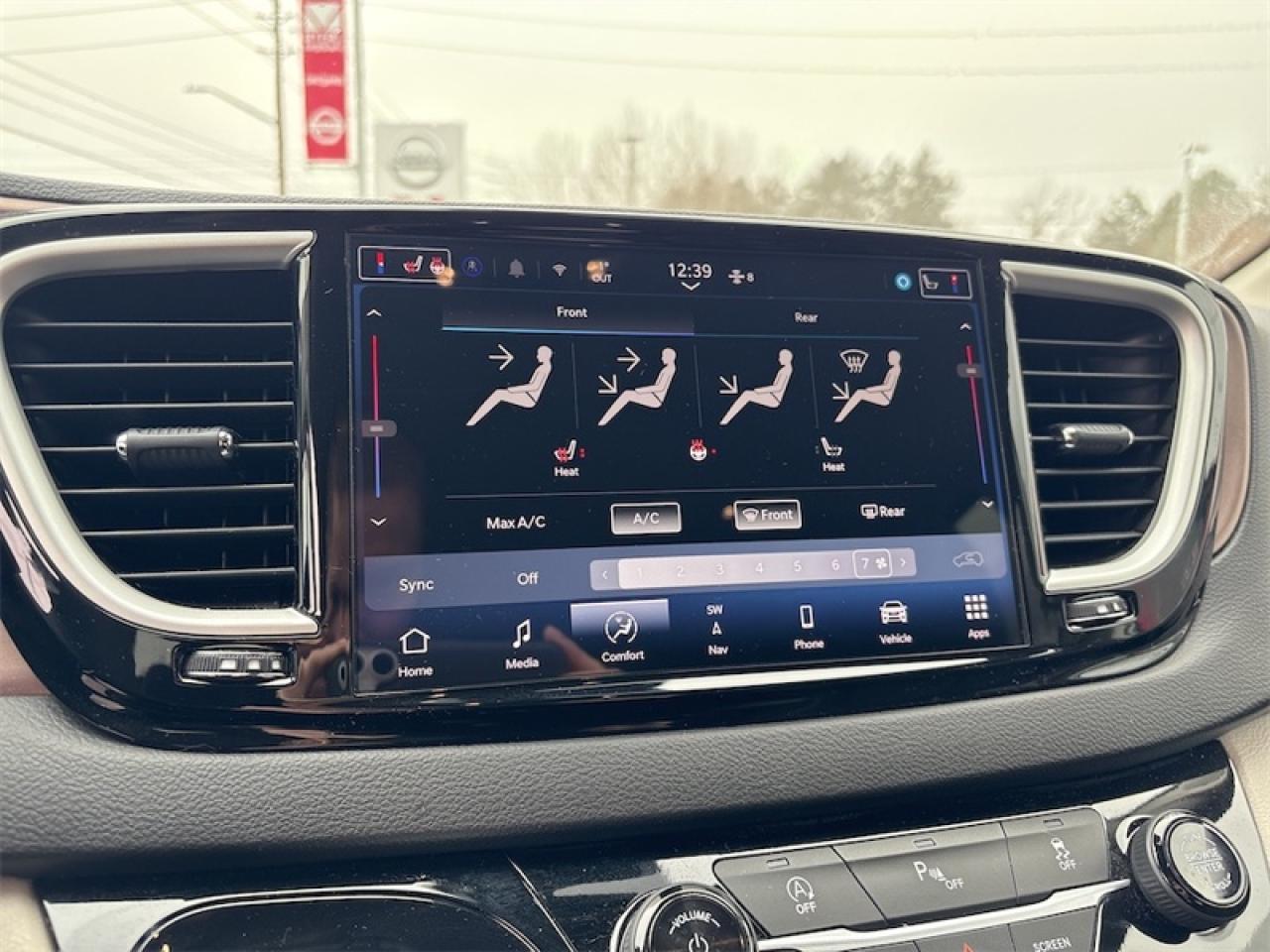 2024 Dodge Grand Caravan SXT  STOW & GO SEATING Photo