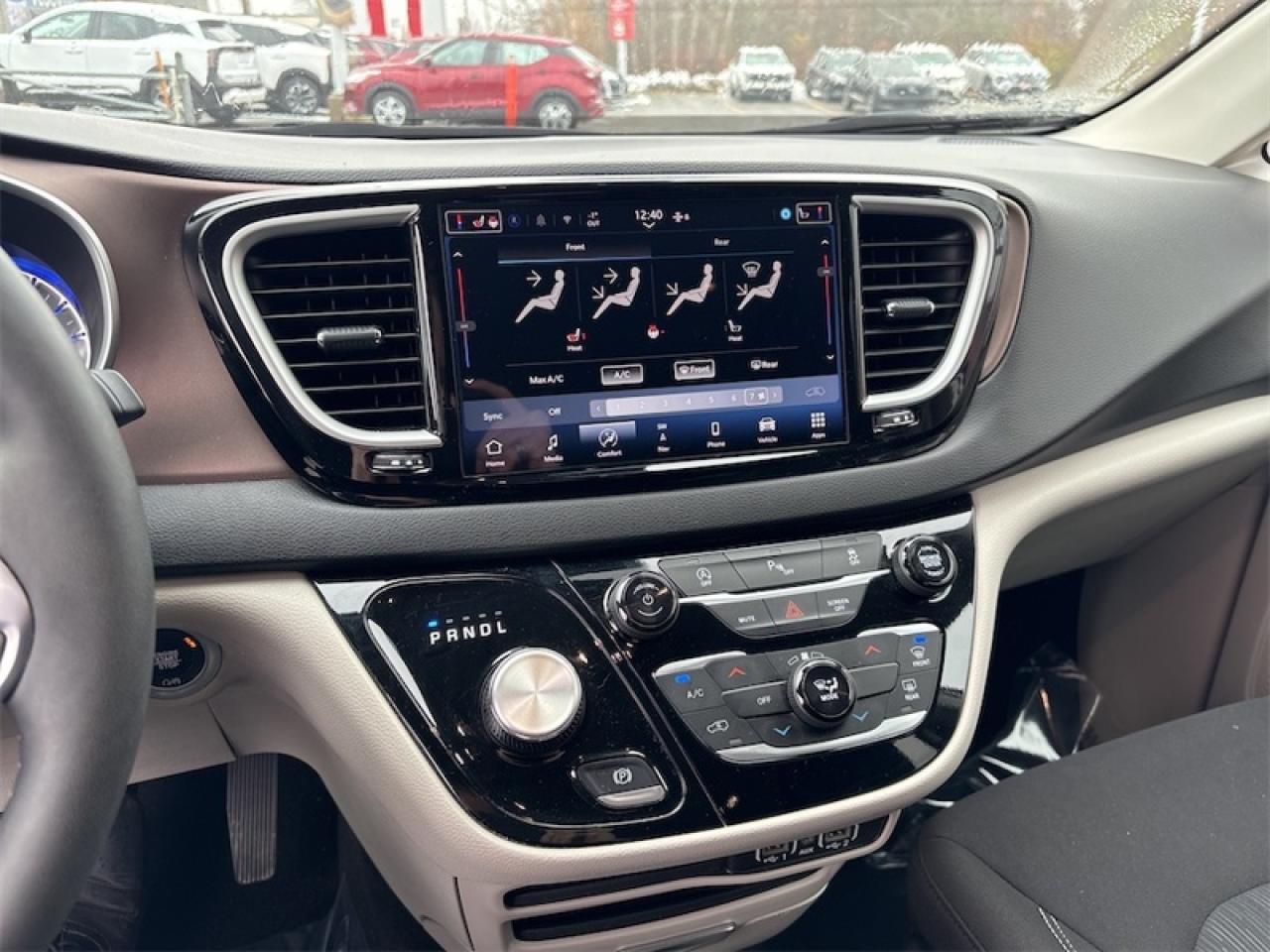 2024 Dodge Grand Caravan SXT  STOW & GO SEATING Photo