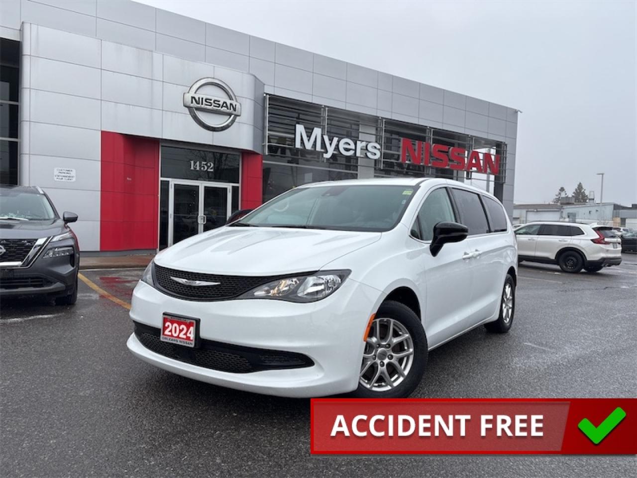 2024 Dodge Grand Caravan SXT  Clean CARFAX, Stow n Go Photo0